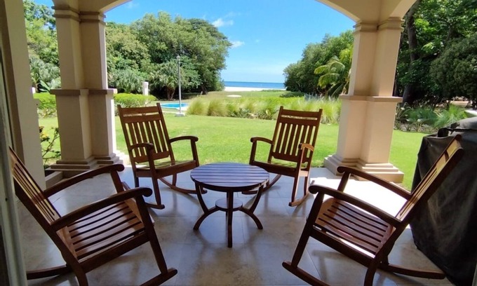 Playa Colorado Condominio | Hacienda Iguana 2 bdrm 2 bth Surf Condo w/pool