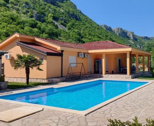 Slipcici Casa | Hacienda Neretva