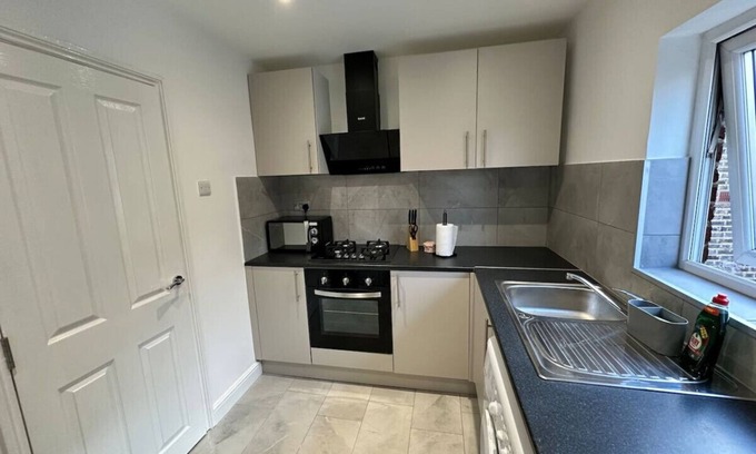 Seven Sisters Apartamento | Hackney Hideout – 3Bed Comfort for Work or Stay
