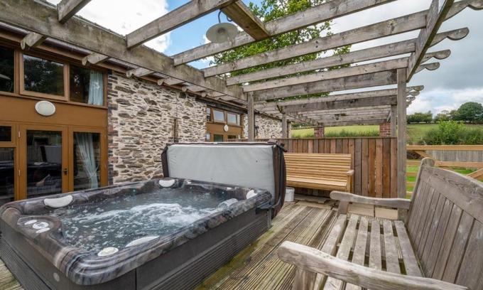 Cilmeri Casa | Hafan Llewelyn