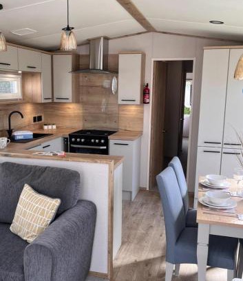Rhyd-y-clafdy Chalet De Esquí | Hafan y Mor Park 3-Bed Caravan Sleeps 8 Pets Ok