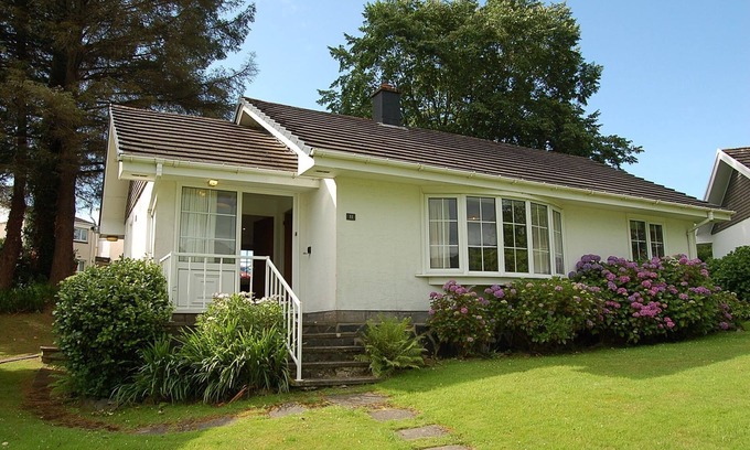 Cwrt Casa | Hafan Y Talgarth bungalow at Plas Talgarth resort