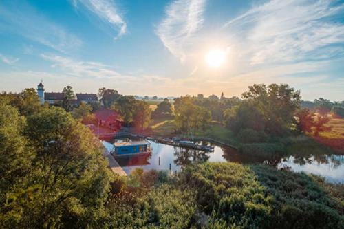 Usedom Alquiler De Eote | Hafenresort Karnin _ Hausboot Pit