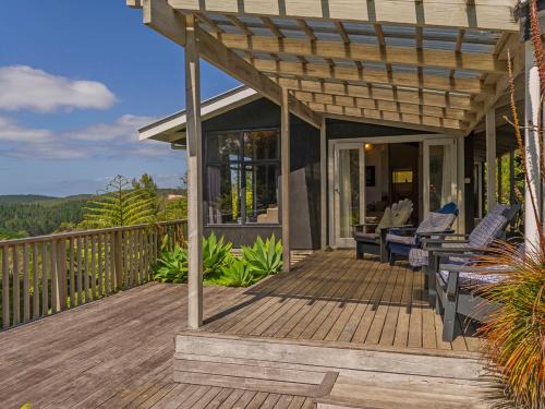 Hahei Casa | Hahei Hideaway - Hahei Holiday Home
