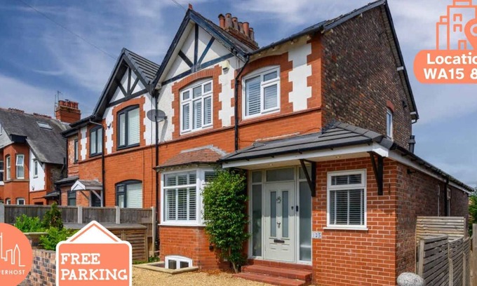 Trafford Casa | Hale family home Summ