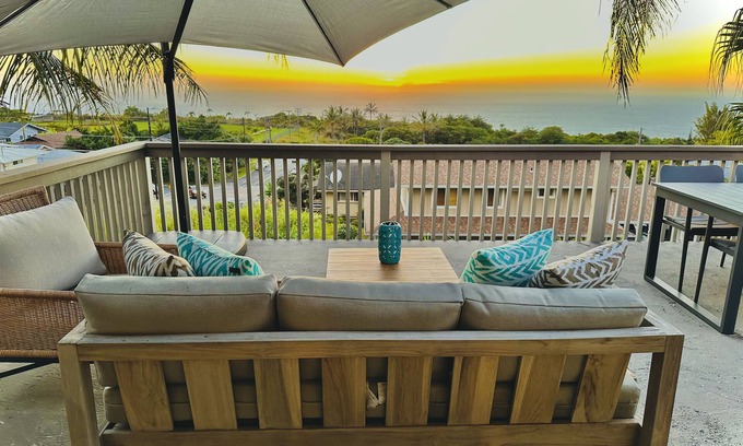 Kealakekua Casa | HALEKII SUNSET: BEAUTIFUL 4 BEDROOM HOME IN LUSH KEALAKEKUA