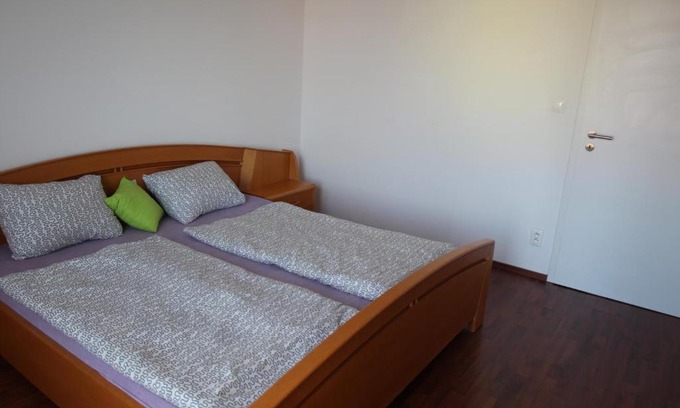 Zalissya Casa | HALEX5