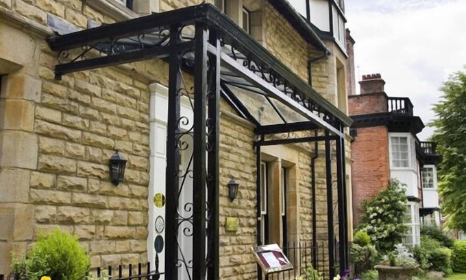 Headingley Hotel | Haley's Hotel