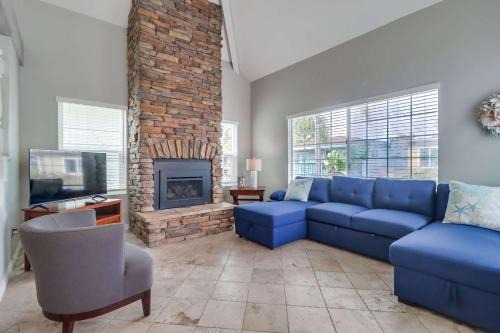 South Mission Beach Casa | Half block to bay steps to ocean AC large patio