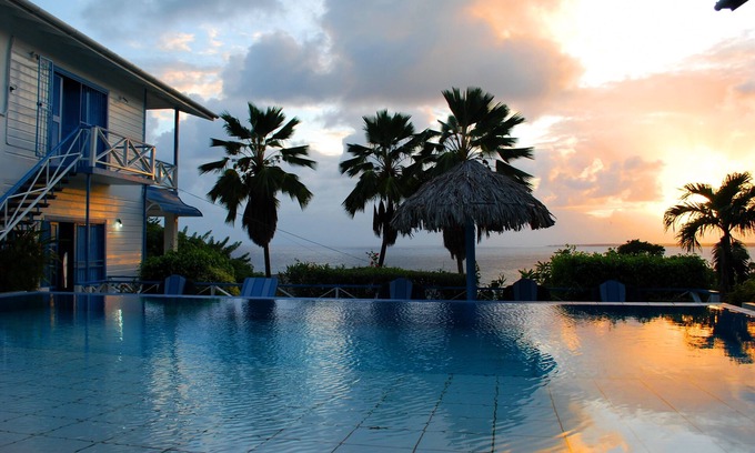 Bacolet Hotel | Half Moon Blue