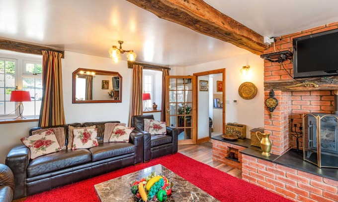 Llanfyllin Cabaña | HALFEN GRANERO, admite mascotas, con chimenea en Llanfyllin, Ref 15200