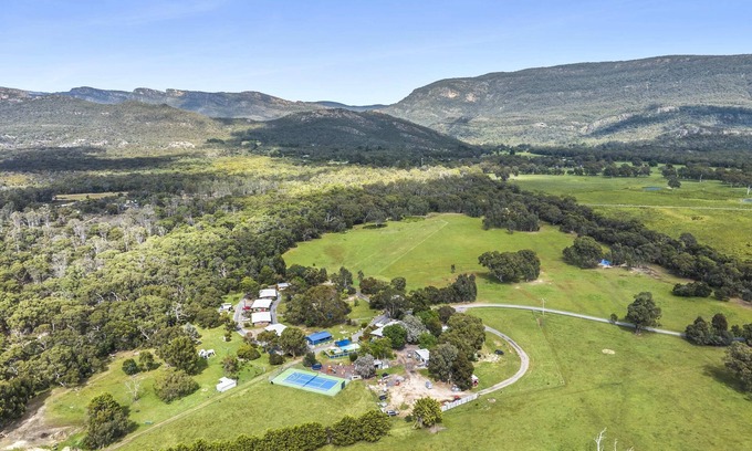 Halls Gap Casa | Halls Haven Tiny House 1 by Tiny Away