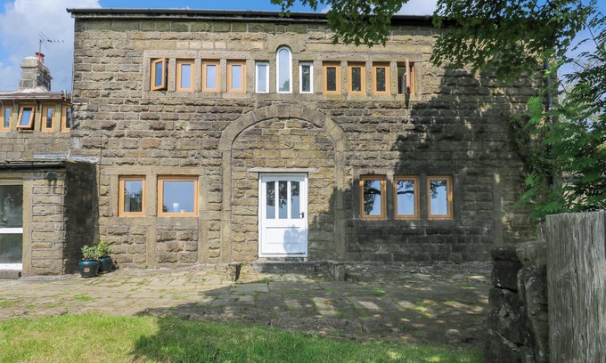 Hebden Bridge Casa | HALSTEAD GREEN FARM, pet friendly, with open fire in Hebden Bridge