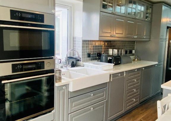 East Ham South Casa | Hameway House- Stunning 4 bedroom house with a spacious kitchen