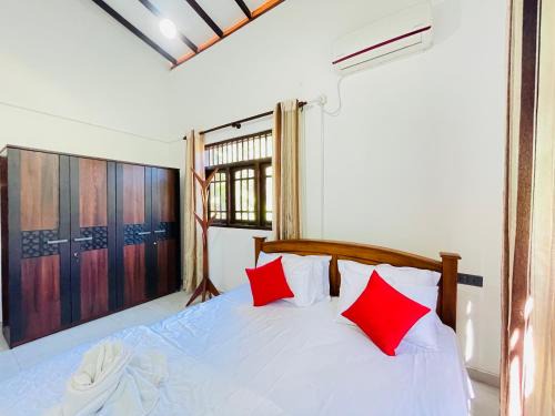 Kamburugamuwa Casa | Hamilton Mirissa