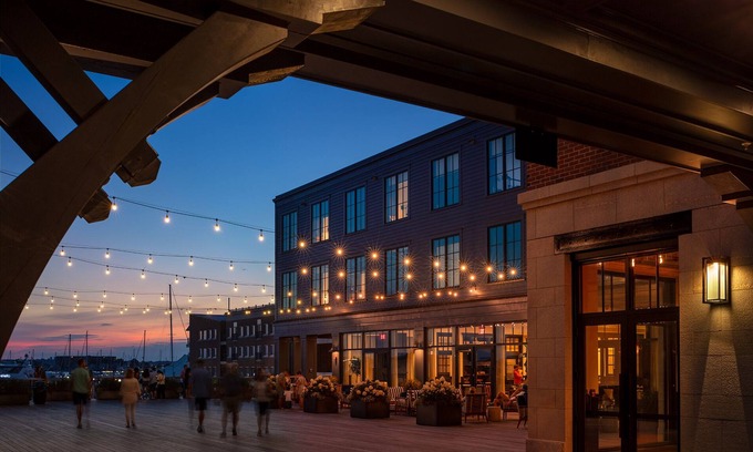 Newport Hotel | Hammetts Hotel