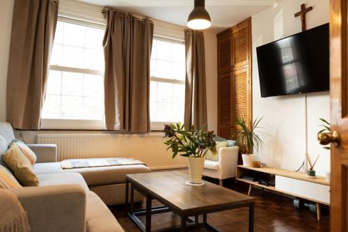 Hampstead Casa | Hampstead 19th Century Village Cottage