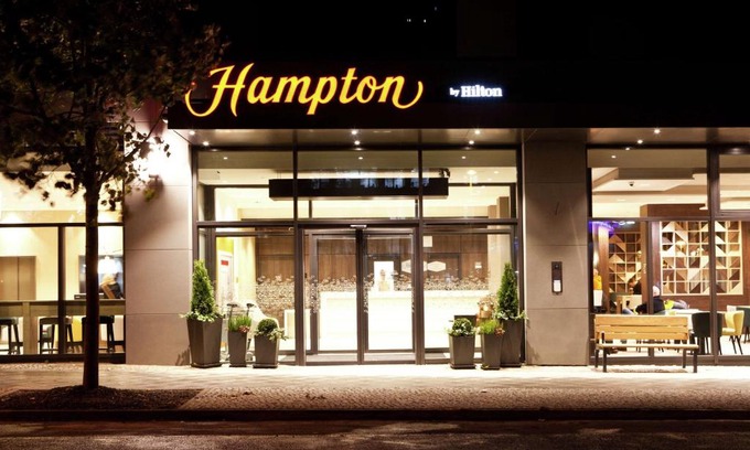 Friedrichshain-Kreuzberg Hotel | Hampton By Hilton Berlin City East Side Gallery