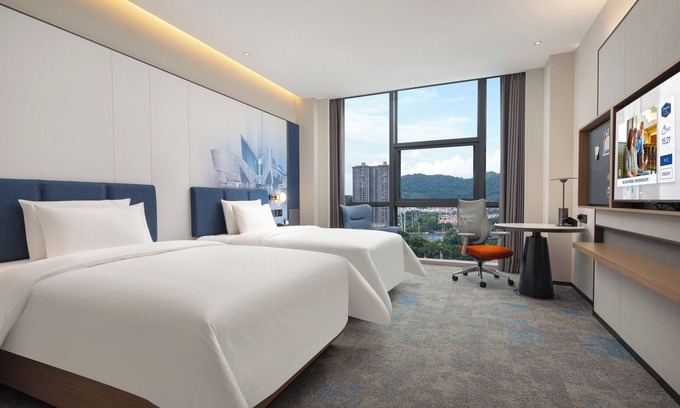 Zengcheng Hotel | Hampton by Hilton Guangzhou Xintang-Free Canton Fair Shuttle