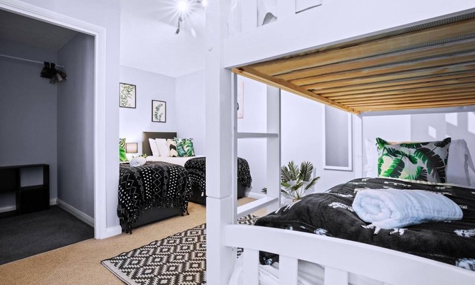 Montpelier Casa | Hampton Hideaway By My Getaways