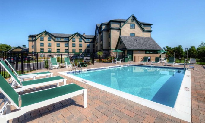 Bar Harbor Hotel | Hampton Inn Bar Harbor