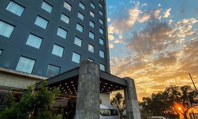 Celaya Hotel | Hampton Inn Celaya Mexico