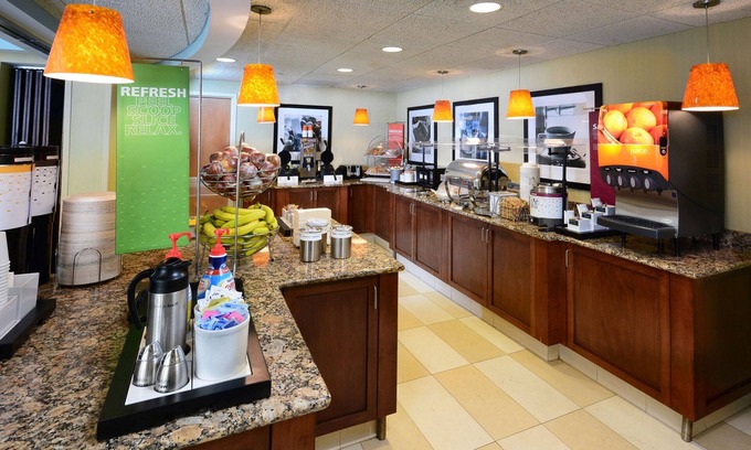 Cornelius Hotel | Hampton Inn Charlotte North / Lake Norman