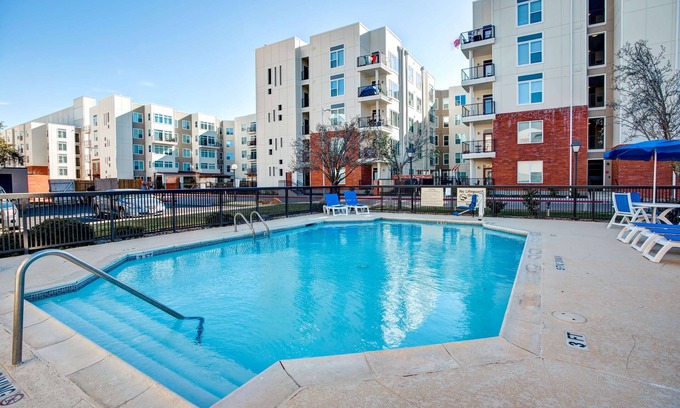College Station Hotel | Hampton Inn College Station