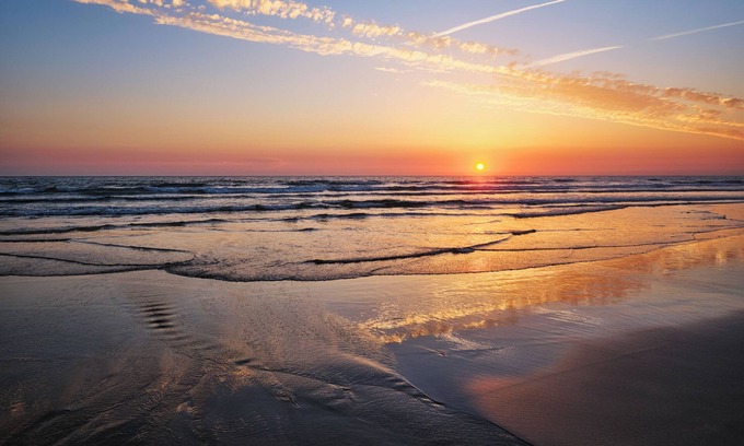 Daytona Beach Hotel | Hampton Inn Daytona Beach/Beachfront