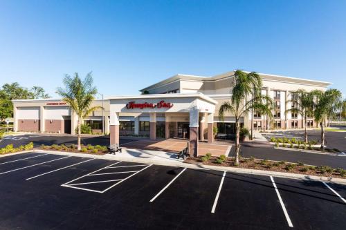 Daytona Beach Hotel | Hampton Inn Daytona Speedway-Airport