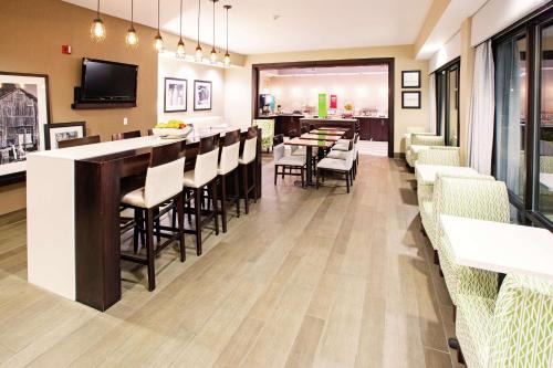 Elizabethtown Hotel | Hampton Inn Elizabethtown