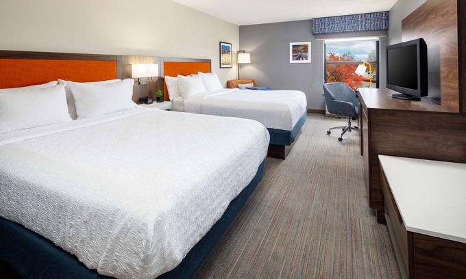 Beaumont Residential Hotel | Hampton Inn Lexington South-Keeneland/Airport