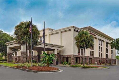 Charleston Hotel | Hampton Inn Patriots Point
