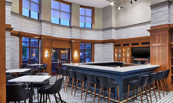 Saratoga Springs Hotel | Hampton Inn & Suites Saratoga Springs Downtown