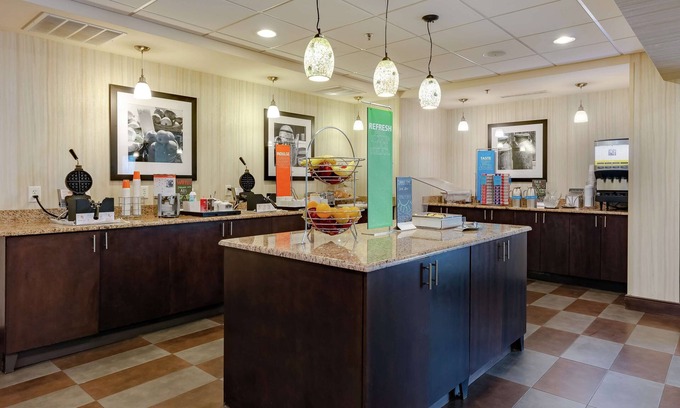 Adairsville Hotel | Hampton Inn & Suites Adairsville-Calhoun Area