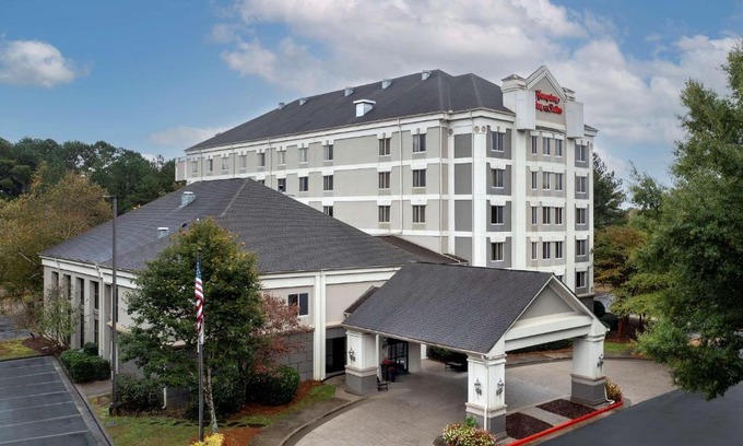 Alpharetta Hotel | Hampton Inn & Suites Alpharetta-Windward