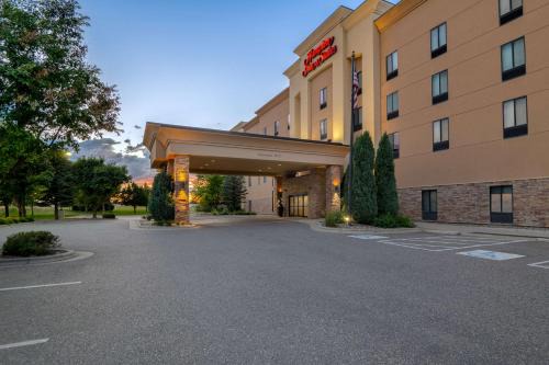 Billings Hotel | Hampton Inn & Suites Billings West I-90