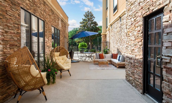 North Arlington Hotel | Hampton Inn & Suites Dallas Arlington N Entertainment Dist.
