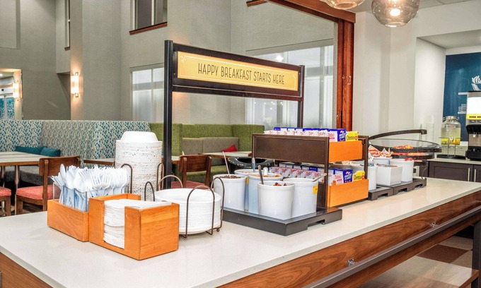 Fort Worth Hotel | Hampton Inn & Suites Fort Worth-West-I-30