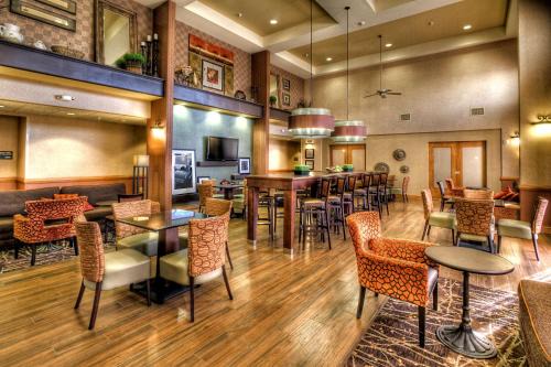 Kalamazoo Hotel | Hampton Inn & Suites Kalamazoo-Oshtemo