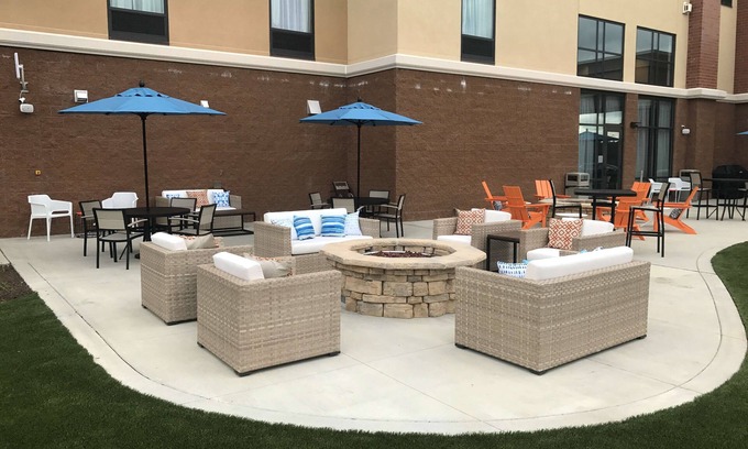 Granville Hotel | Hampton Inn & Suites Morgantown / University Town Centre