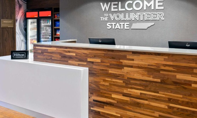 Murfreesboro Hotel | Hampton Inn & Suites Murfreesboro
