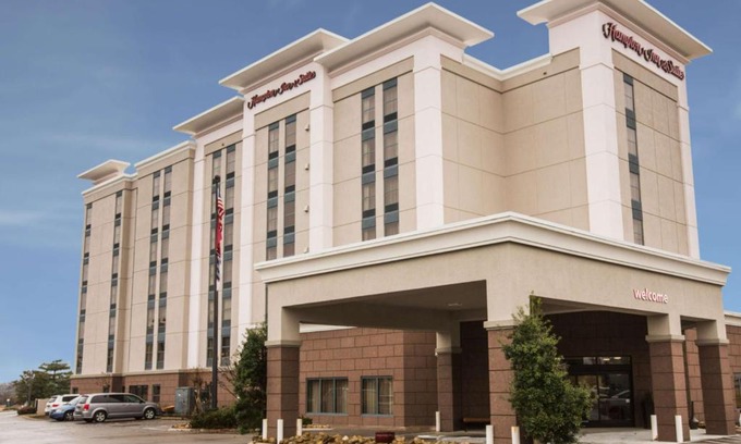Donelson Hotel | Hampton Inn & Suites Nashville-Airport