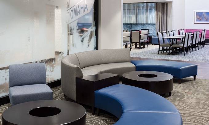 NoDo District Hotel | Hampton Inn & Suites Omaha-Downtown