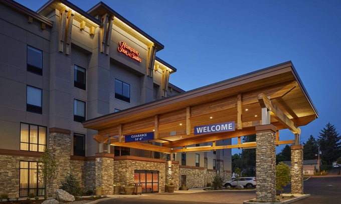 Roseburg Hotel | Hampton Inn & Suites Roseburg