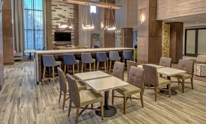 North San Jose Hotel | Hampton Inn & Suites San Jose Airport