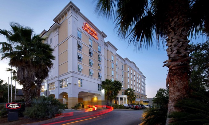 Savannah Hotel | Hampton Inn & Suites Savannah/Midtown