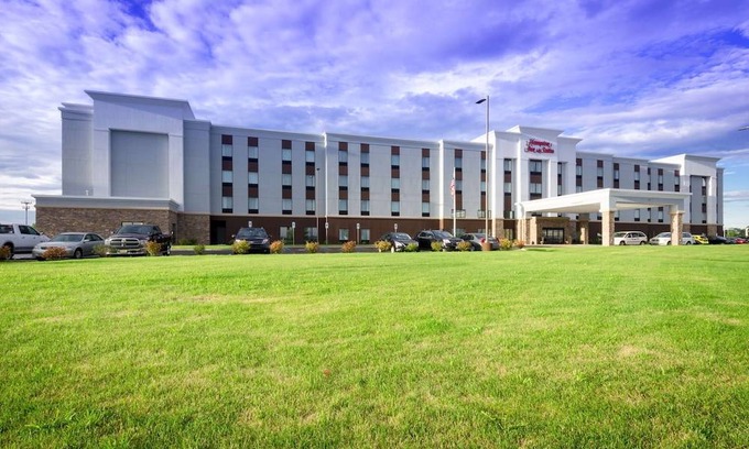Hammond Hotel | Hampton Inn & Suites By Hilton Hammond, In