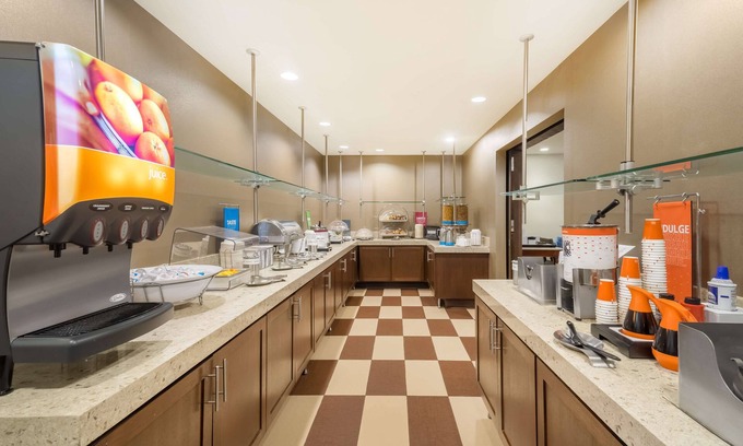 Terre Haute Hotel | Hampton Inn Terre Haute