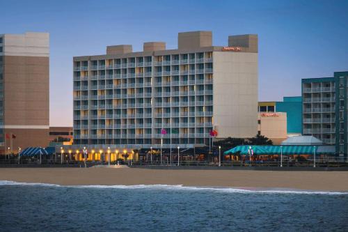 Northeast Virginia Beach Hotel | Hampton Inn Virginia Beach-Oceanfront South